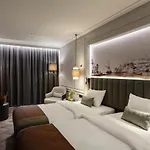 Hotel Livro *