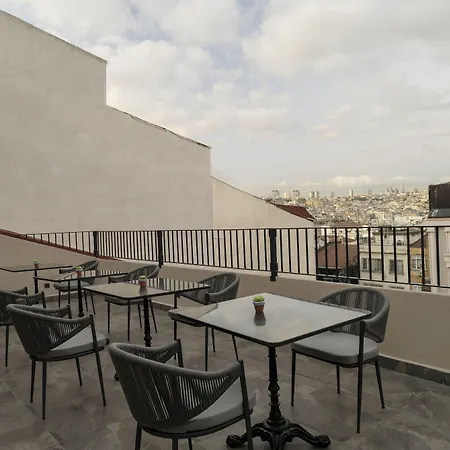 Livro * Istanbulská provincie