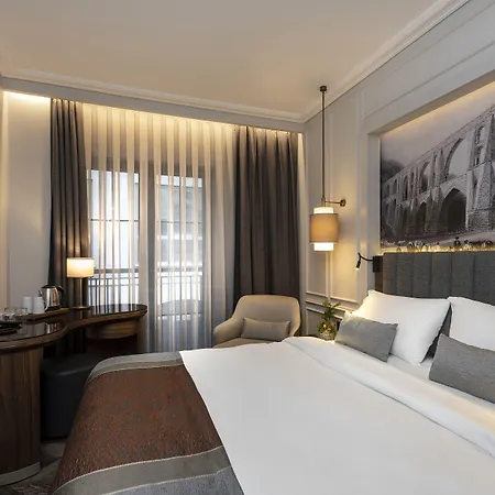 Livro Hotel Estambul