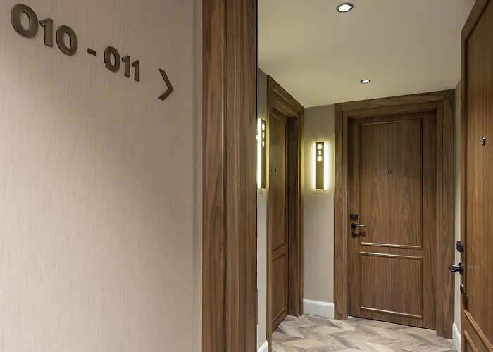 Ξενοδοχείο Livro *